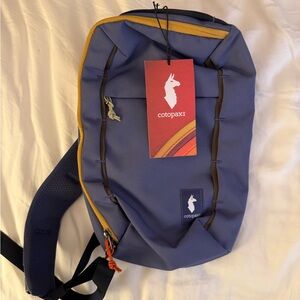 NWT Cotopaxi Todo 8L Sling - Cada Dia in Blue Smoke